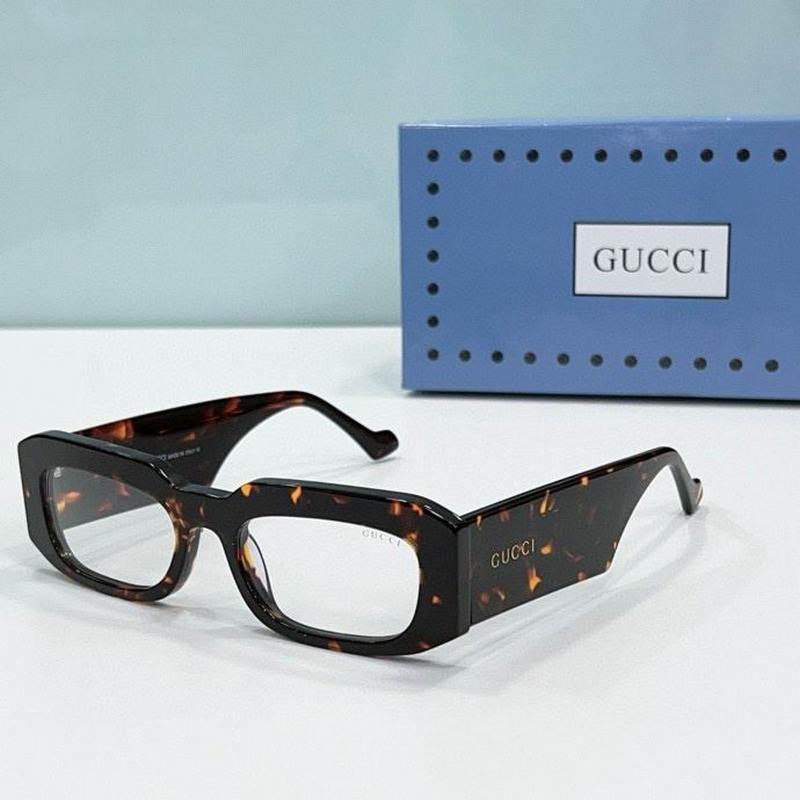 Gucci Sunglasses 563